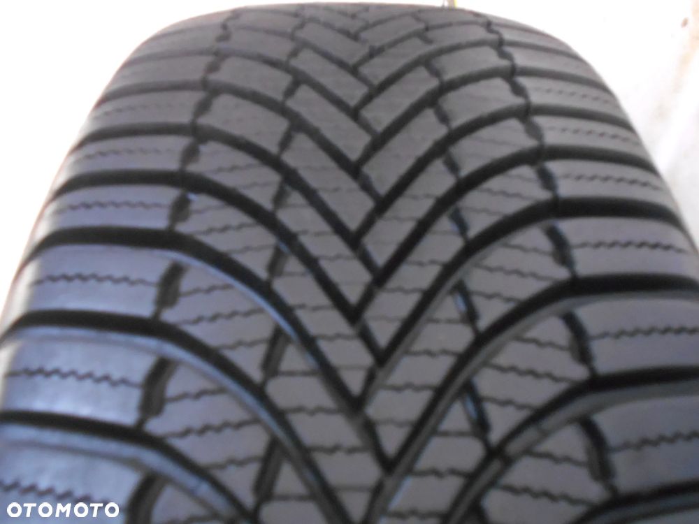 OPONA POJEDYNKA 195/65R15 FIRESTONE MULTISEASON DOT 2620 7.5MM - 2