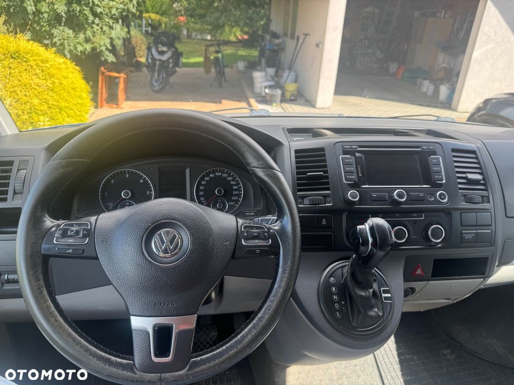 Volkswagen Transporter - 11