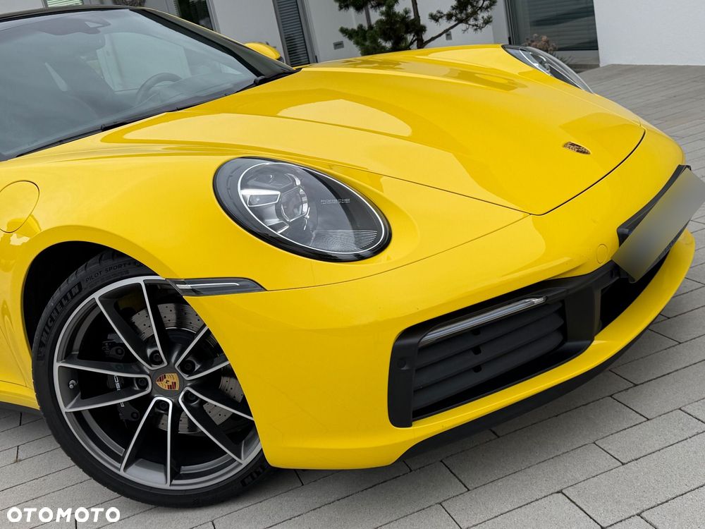 Porsche 911 Carrera S - 8