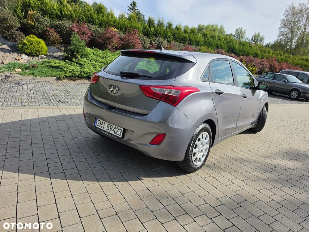 Hyundai i30 blue 1.4 Classic - 20