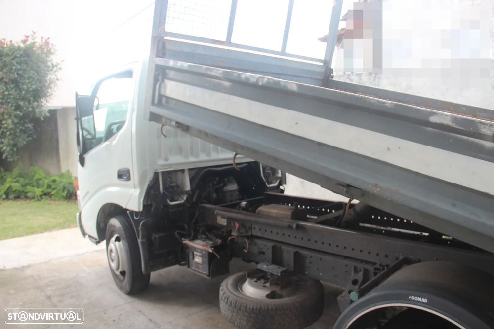 Toyota Dyna M 35.25 (caixa basculante) - 1