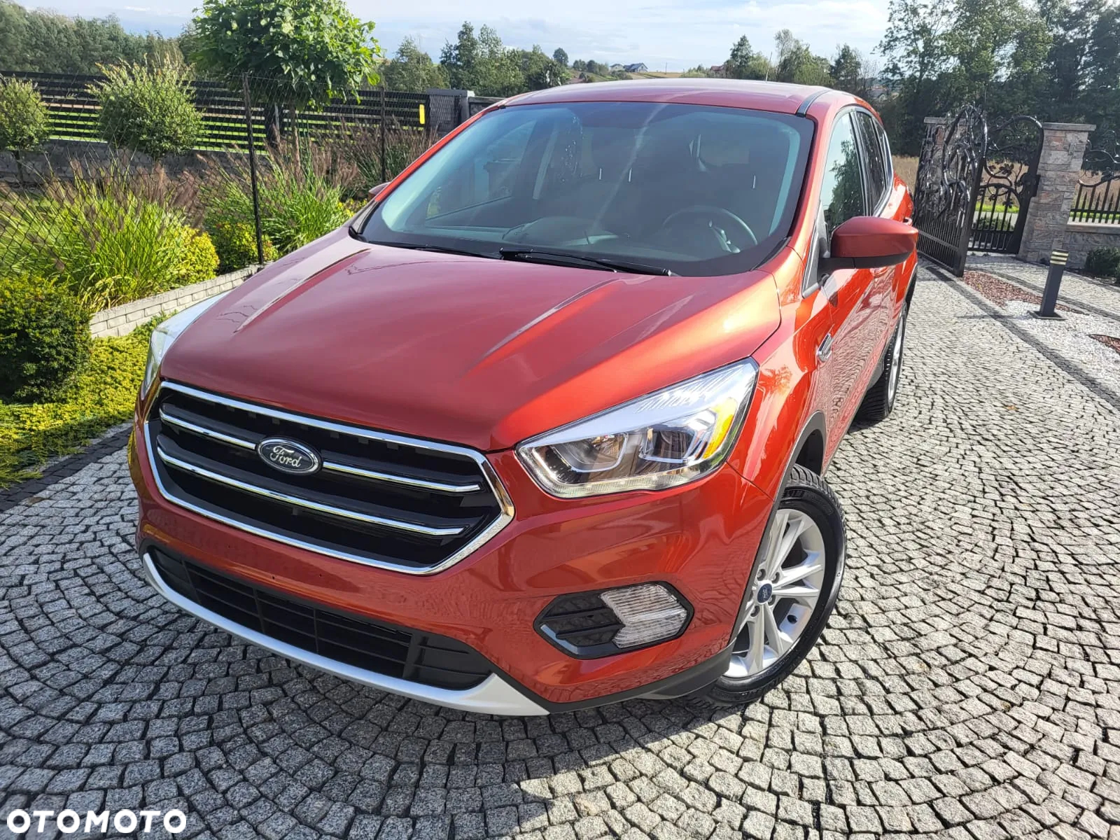 Ford Kuga - 2
