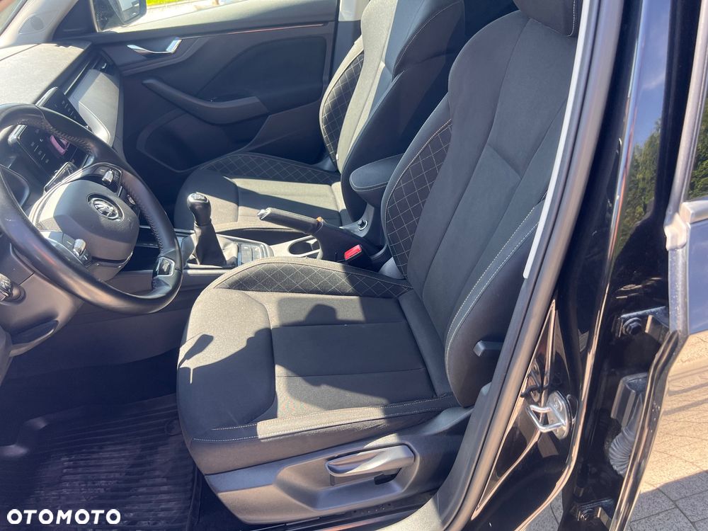 Skoda Kamiq 1.0 TSI Ambition - 6