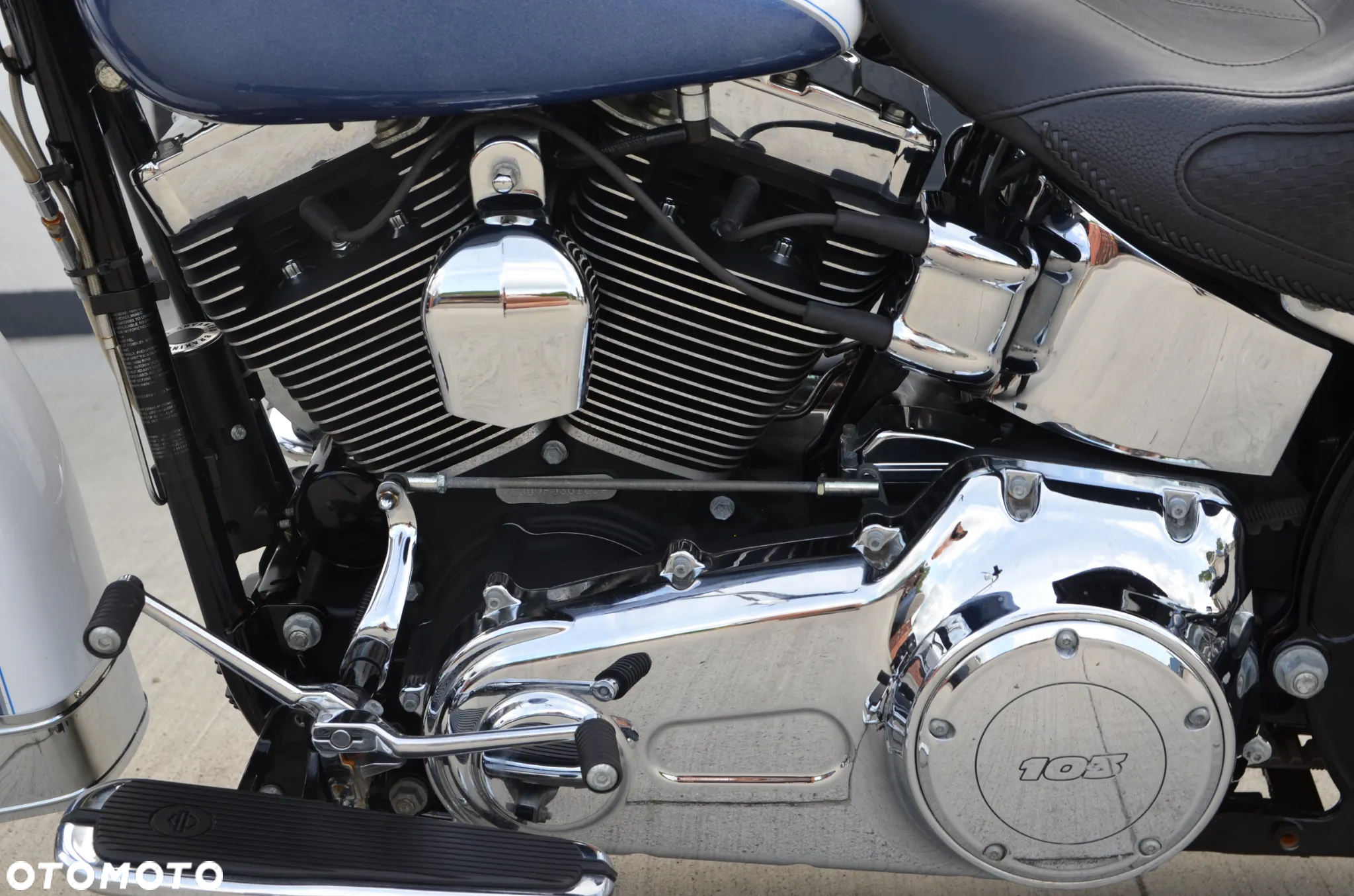 Harley-Davidson Softail Deluxe - 8