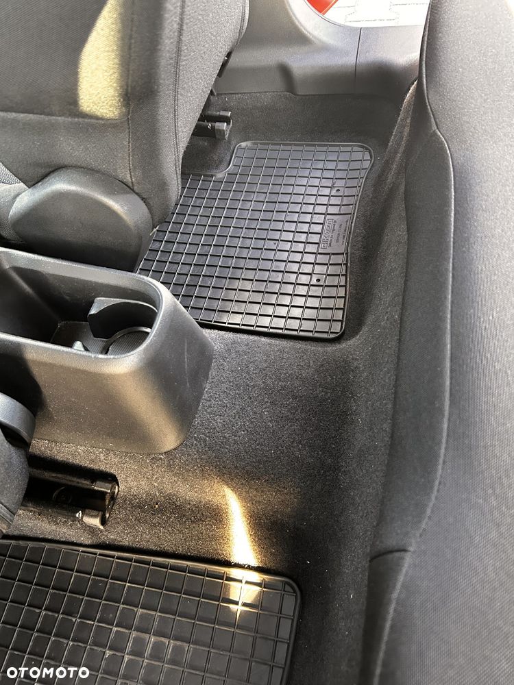 Citroën C3 1.2 PureTech Feel - 29