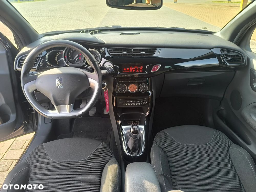Citroën DS3 VTi 120 SoChic - 10
