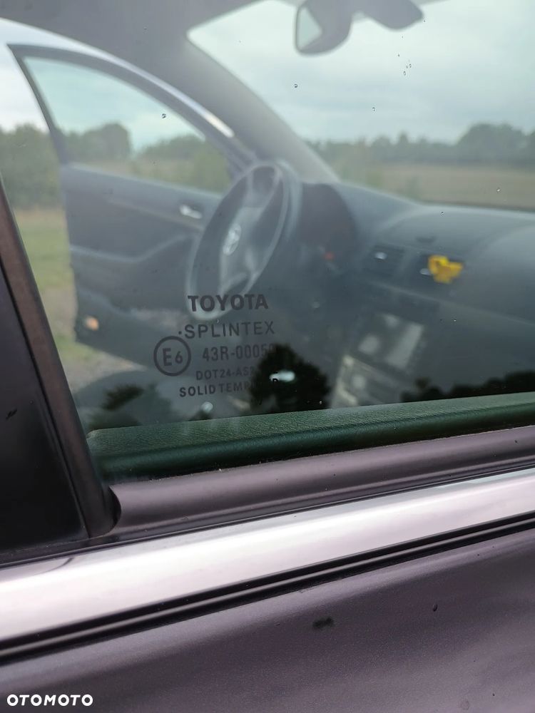 Toyota Avensis 2.0 D-4D Sol plus+NAVI - 13