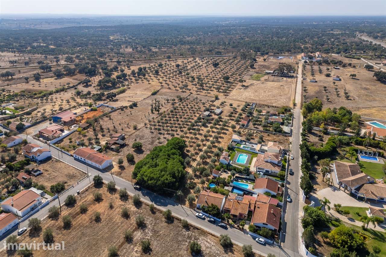 Terreno para construção - Grande imagem: 2/20