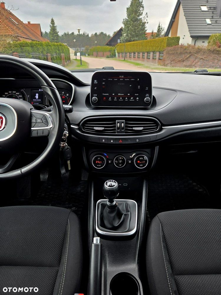 Fiat Tipo 1.4 T-Jet 16v Lounge EU6 - 21