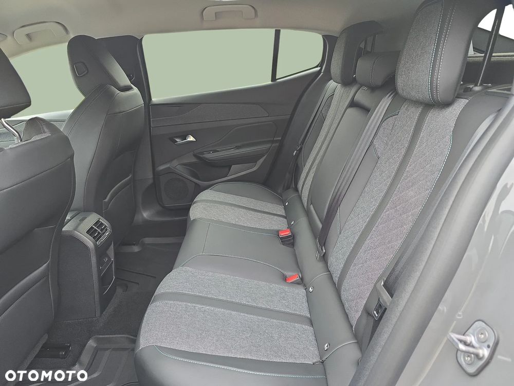 Peugeot 408 1.2 PureTech Allure Pack S&S EAT8 - 16