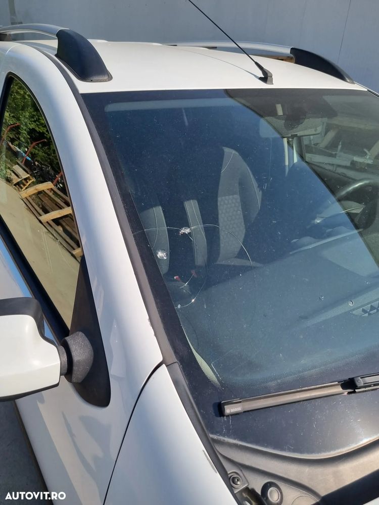Dacia Logan 1.5 90CP Laureate - 8