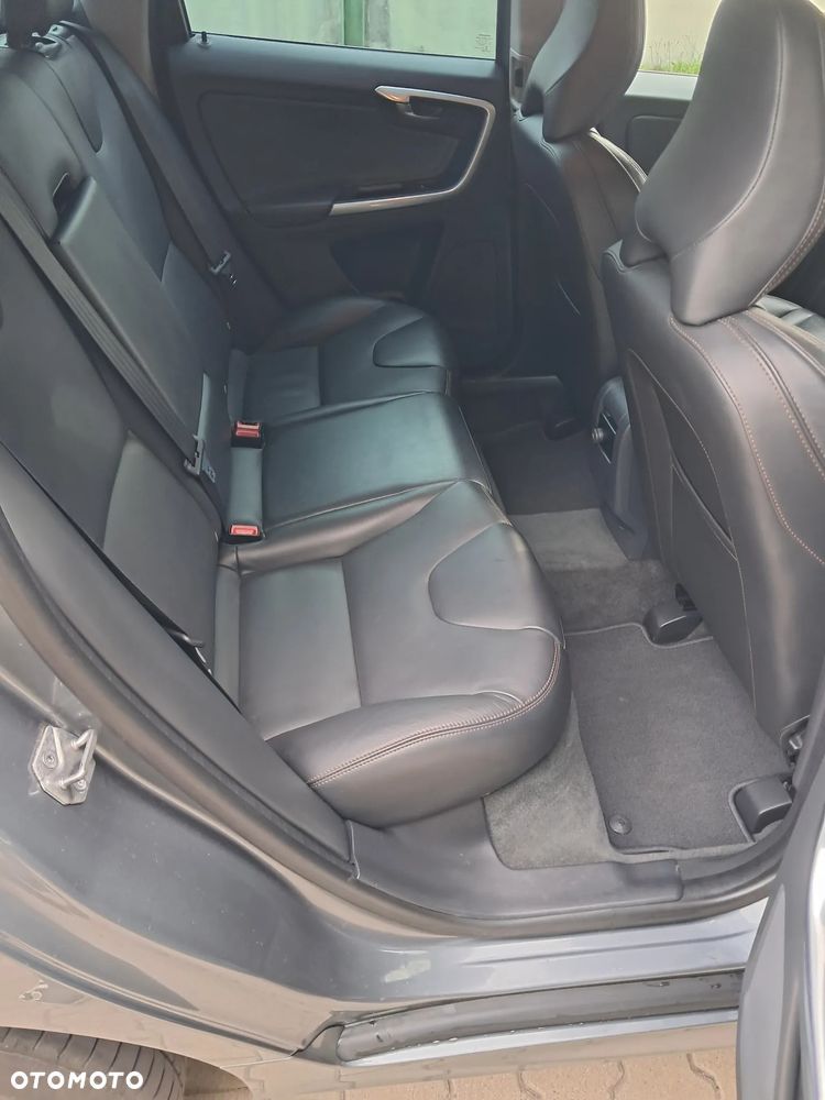 Volvo XC 60 D3 Inscription - 25