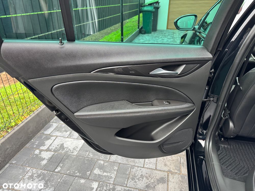 Opel Insignia 2.0 CDTI Business Elegance S&S - 20