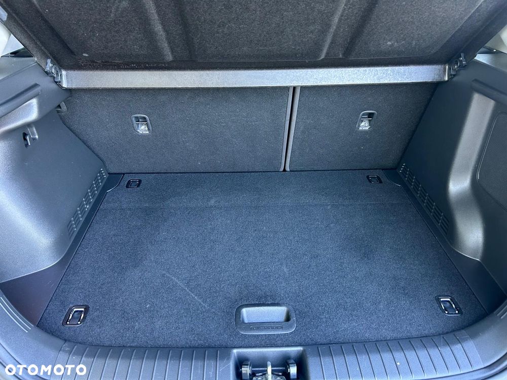 Hyundai Kona 1.6 GDI Hybrid Smart DCT - 32
