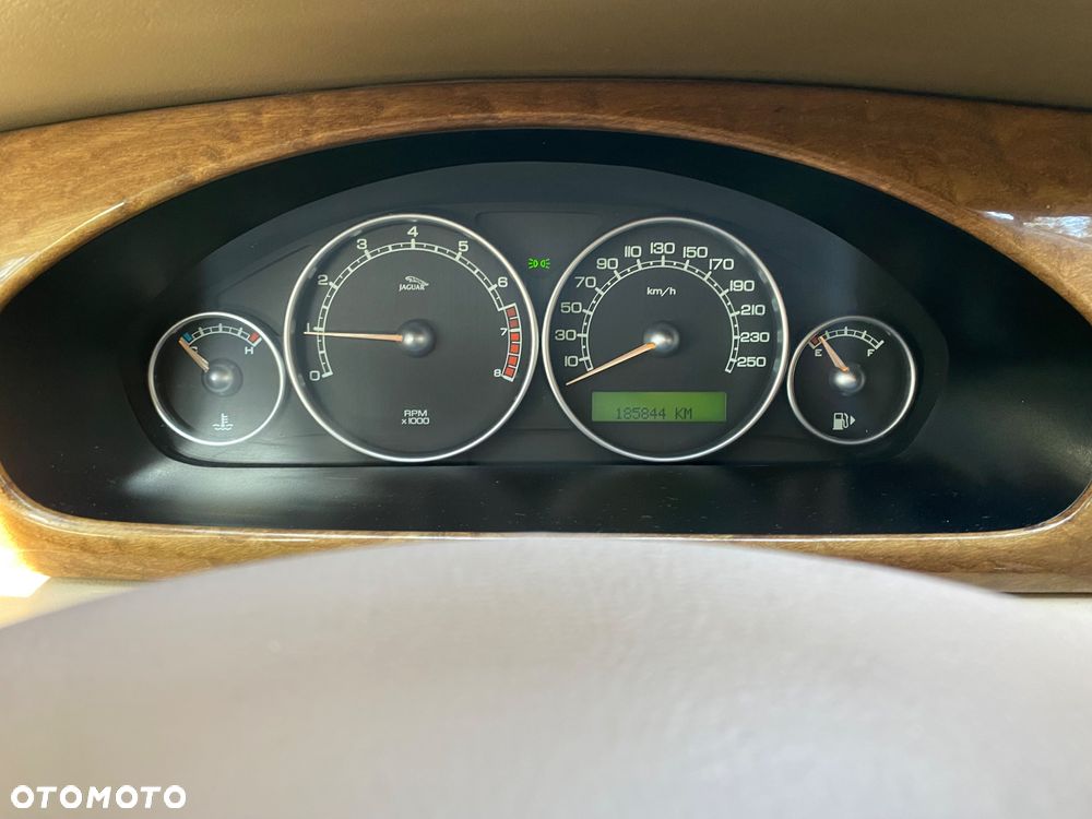 Jaguar X-Type 2.5 High - 6