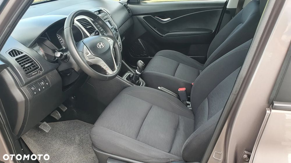 Hyundai ix20 1.6 blue Comfort - 11