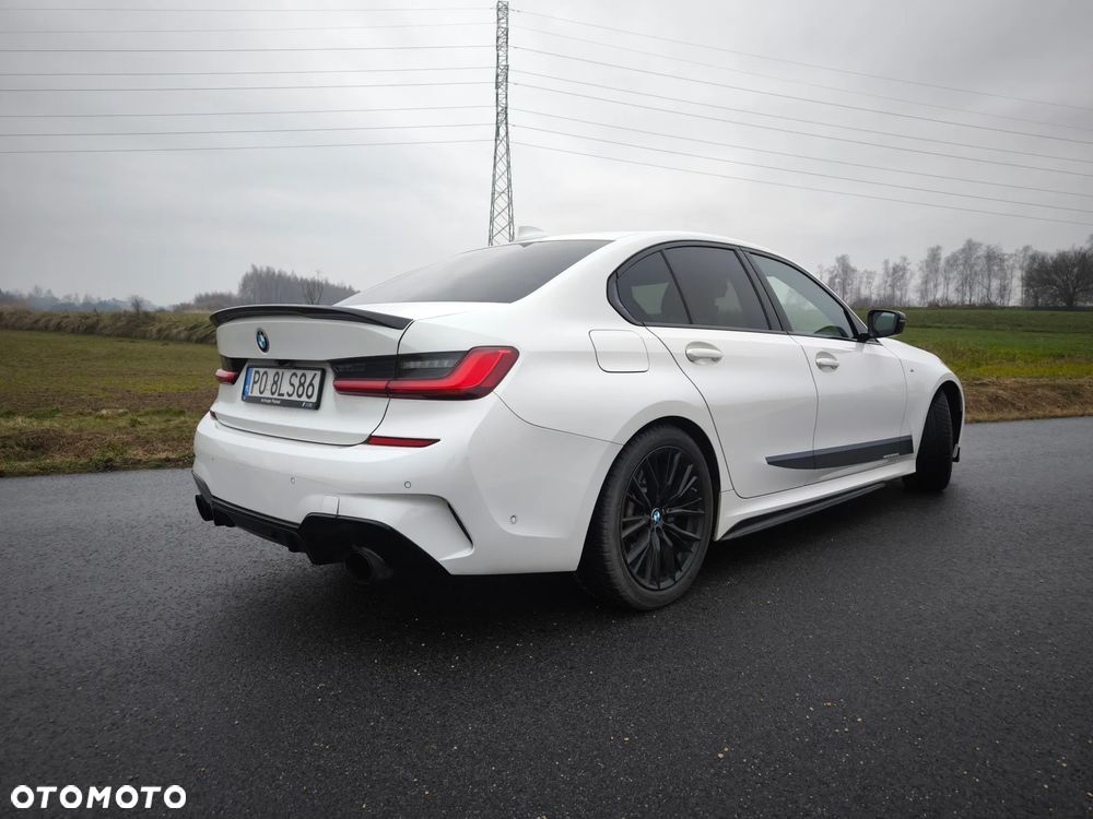 BMW Seria 3 330i M Sport sport - 13
