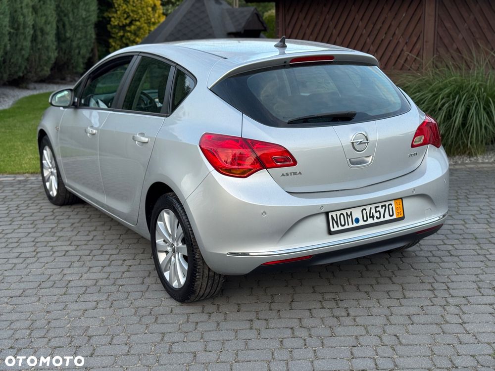 Opel Astra - 8