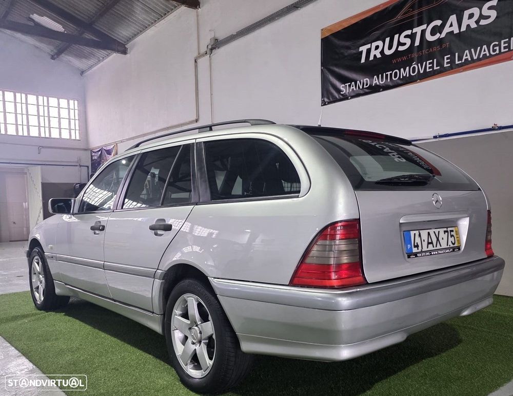 Mercedes-Benz C 220 - 4