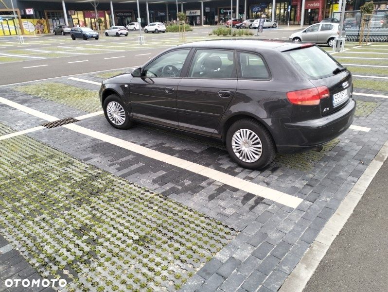 Audi A3 Sportback - 3