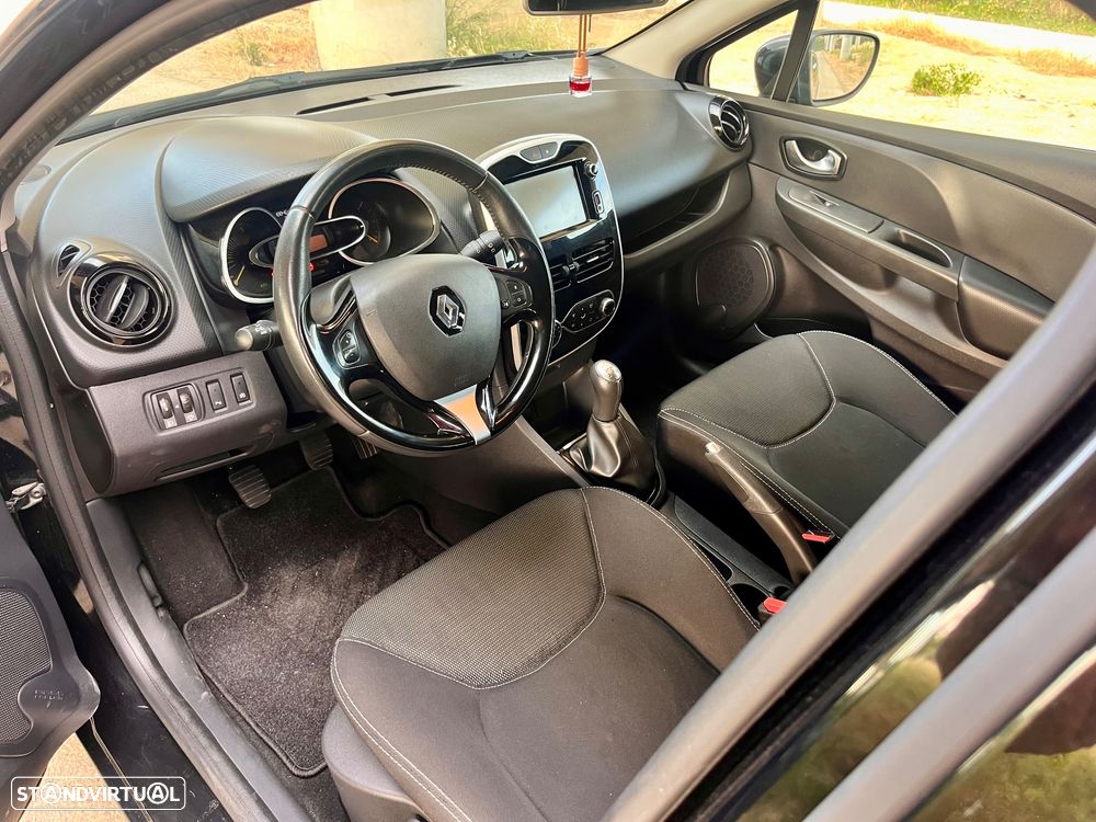 Renault Clio Sport Tourer 1.5 dCi - 8