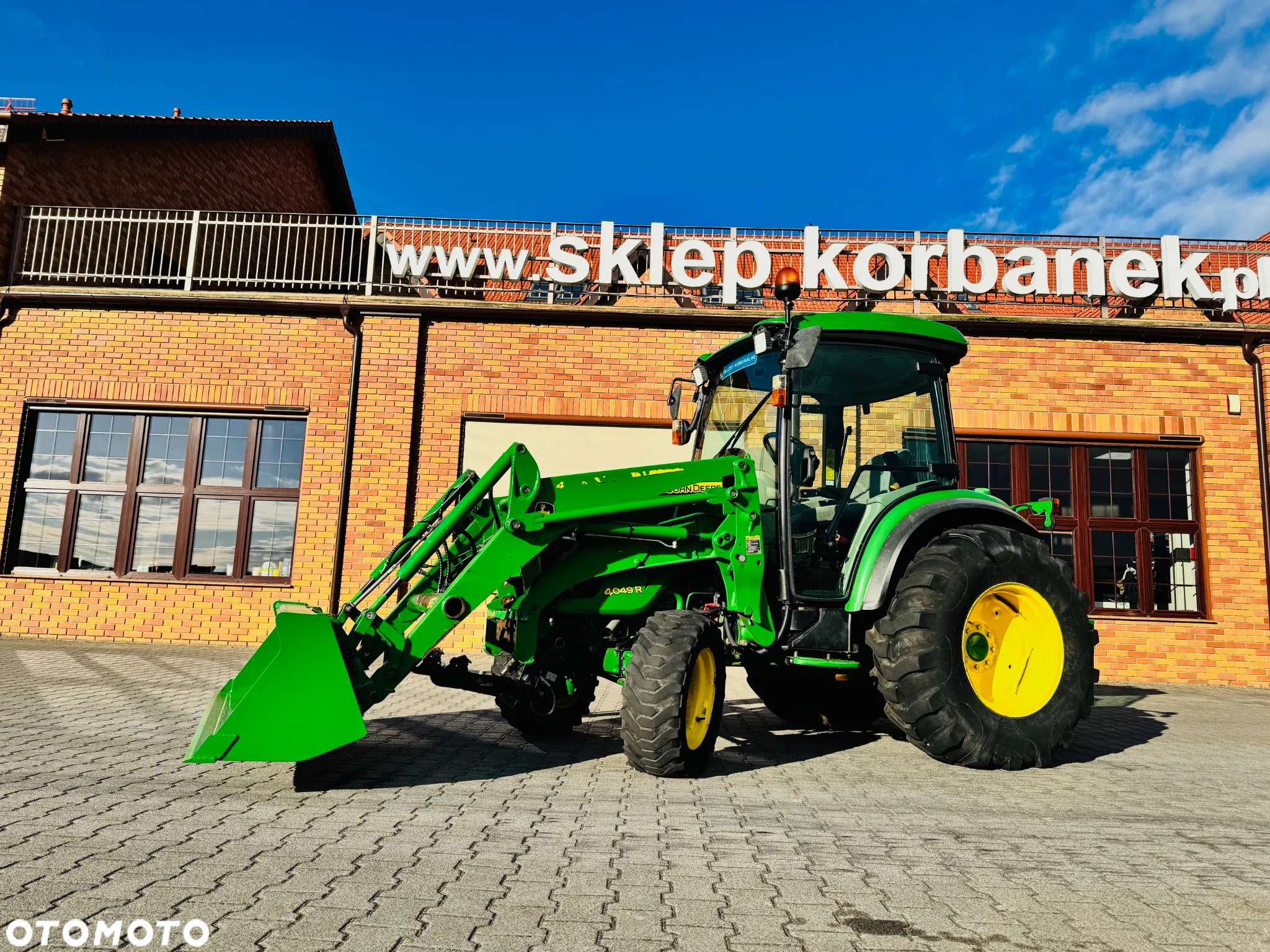John Deere Seria R 4049R Dostępny od ręki w stanie idealnym - 2