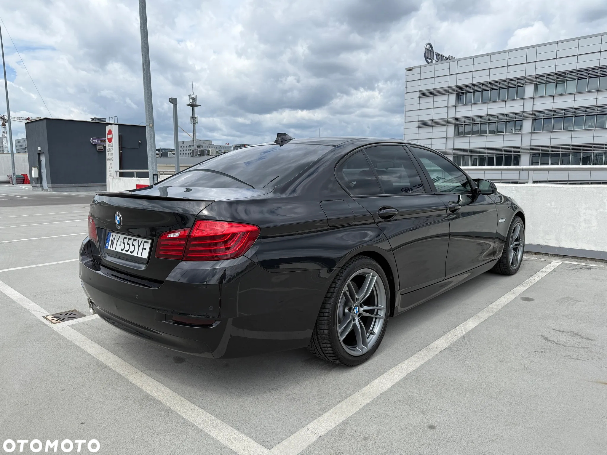 BMW Seria 5 530d xDrive Luxury Line - 10