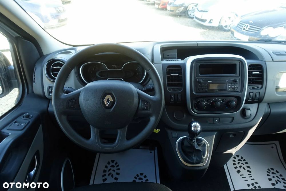 Renault Trafic - 9