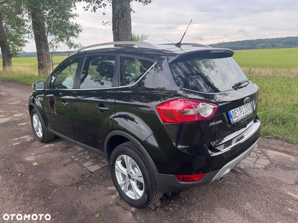 Ford Kuga - 4