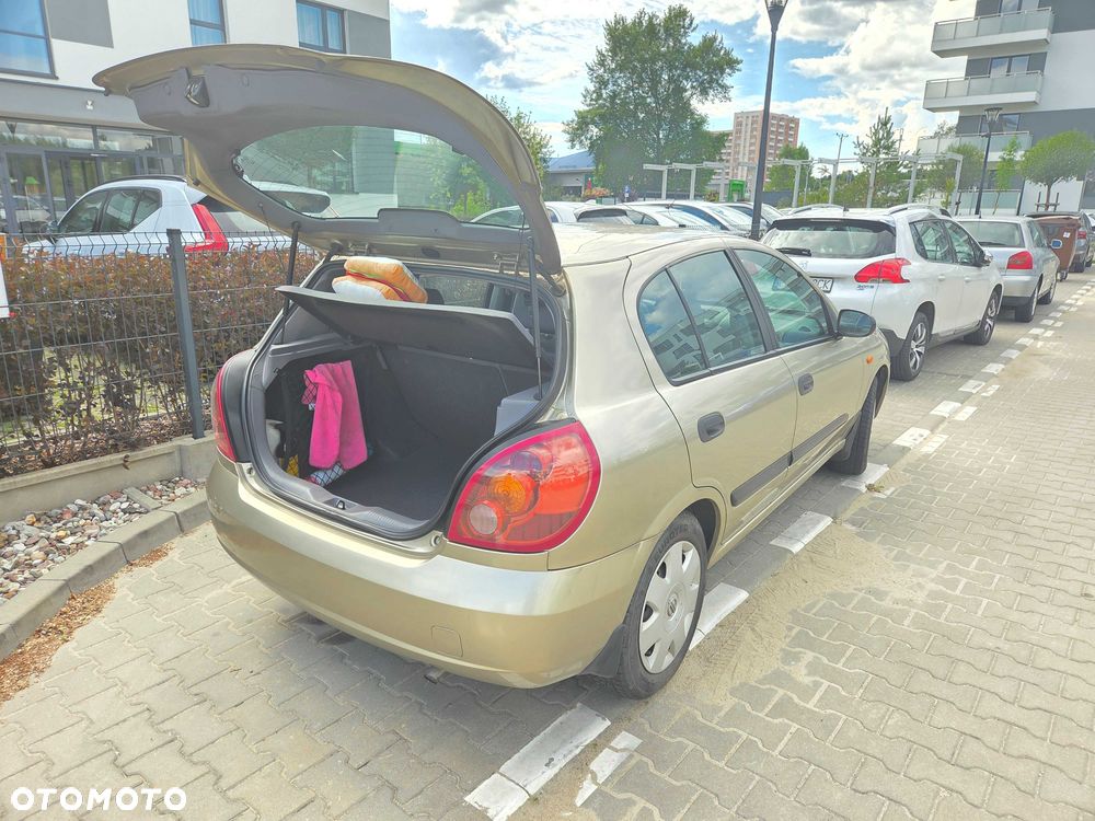 Nissan Almera - 5