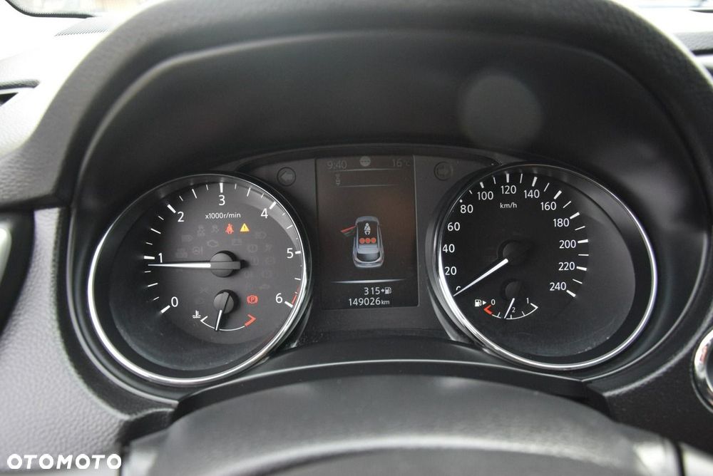 Nissan Qashqai 1.6 dCi 4x4 360 S&S - 35