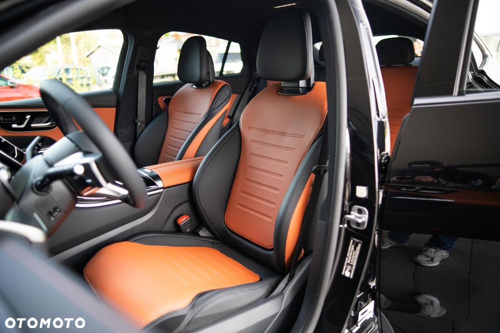 Mercedes-Benz GLC - 21