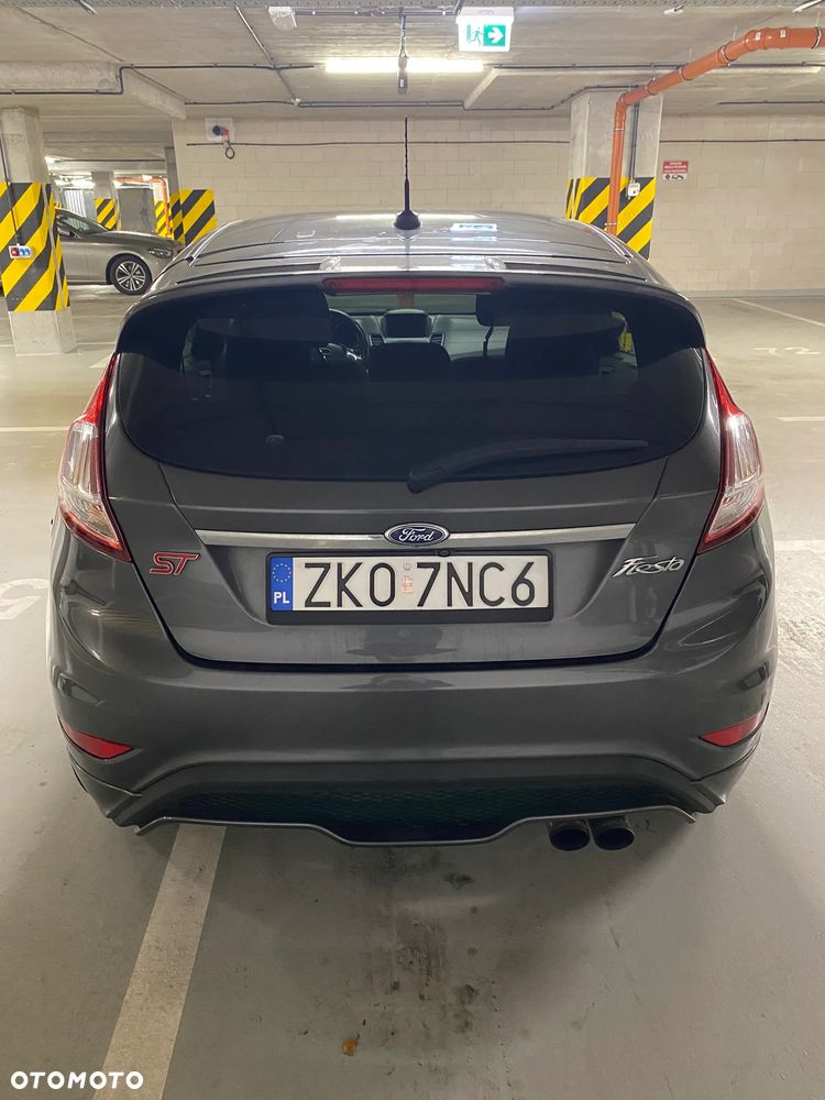 Ford Fiesta ST - 7