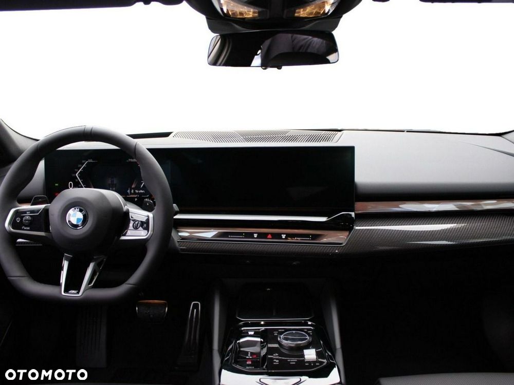 BMW Seria 5 520d xDrive mHEV - 8