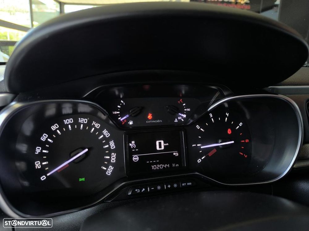 Citroën C3 1.2 PureTech Shine - 13