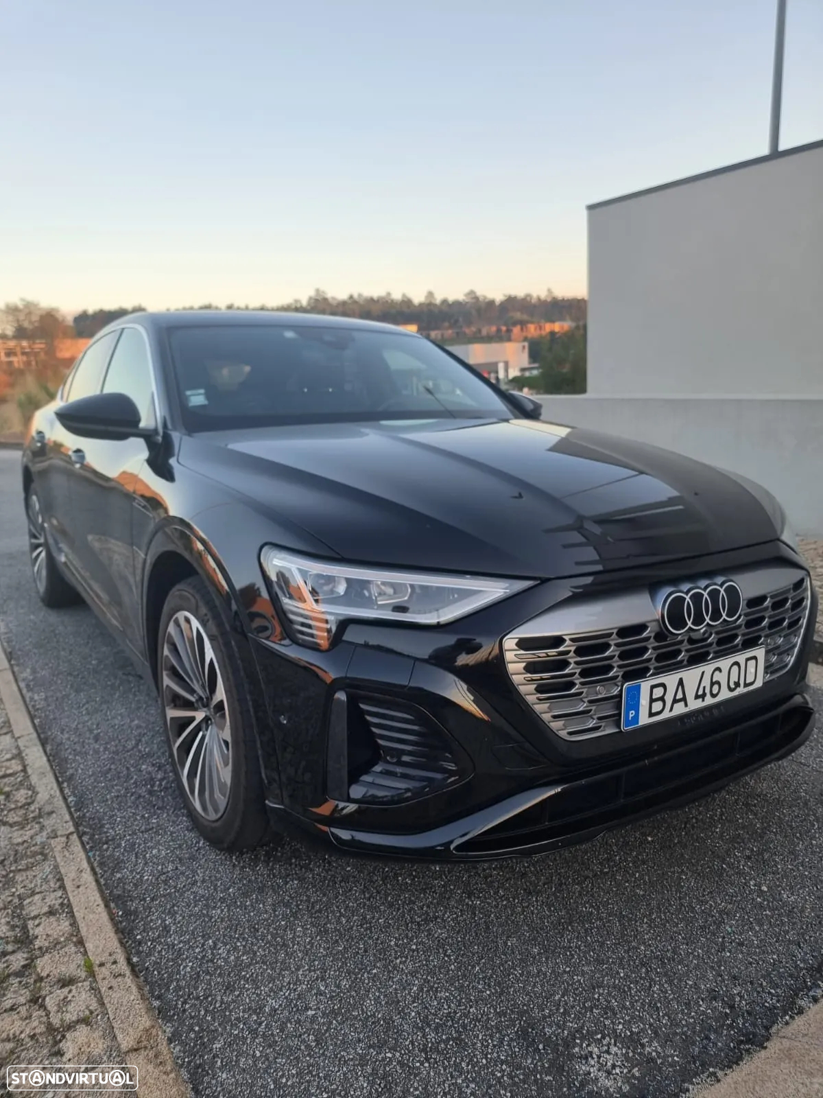Audi Q8 e-Tron Sportback 50 quattro S line - 2