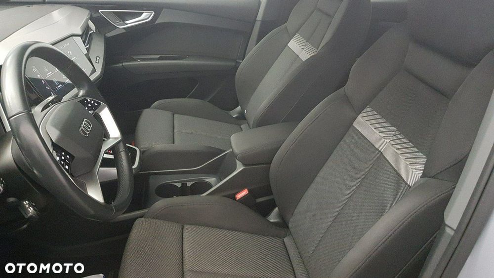 Audi Q4 e-tron - 16