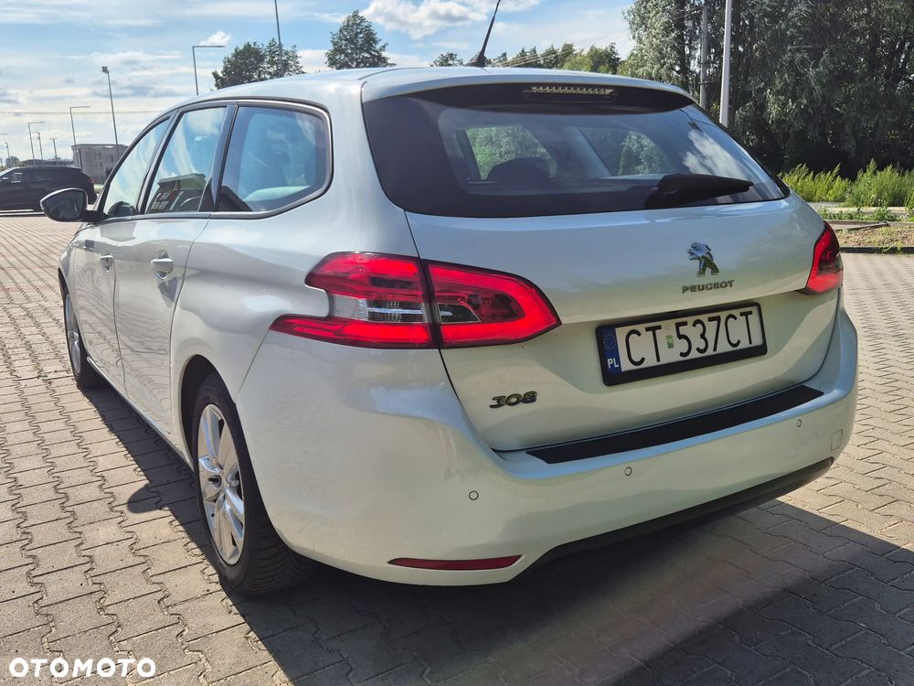 Peugeot 308 BlueHDi 130 EAT8 Allure Pack - 7