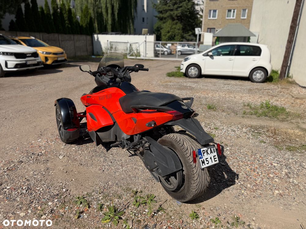 Can-Am Spyder - 3