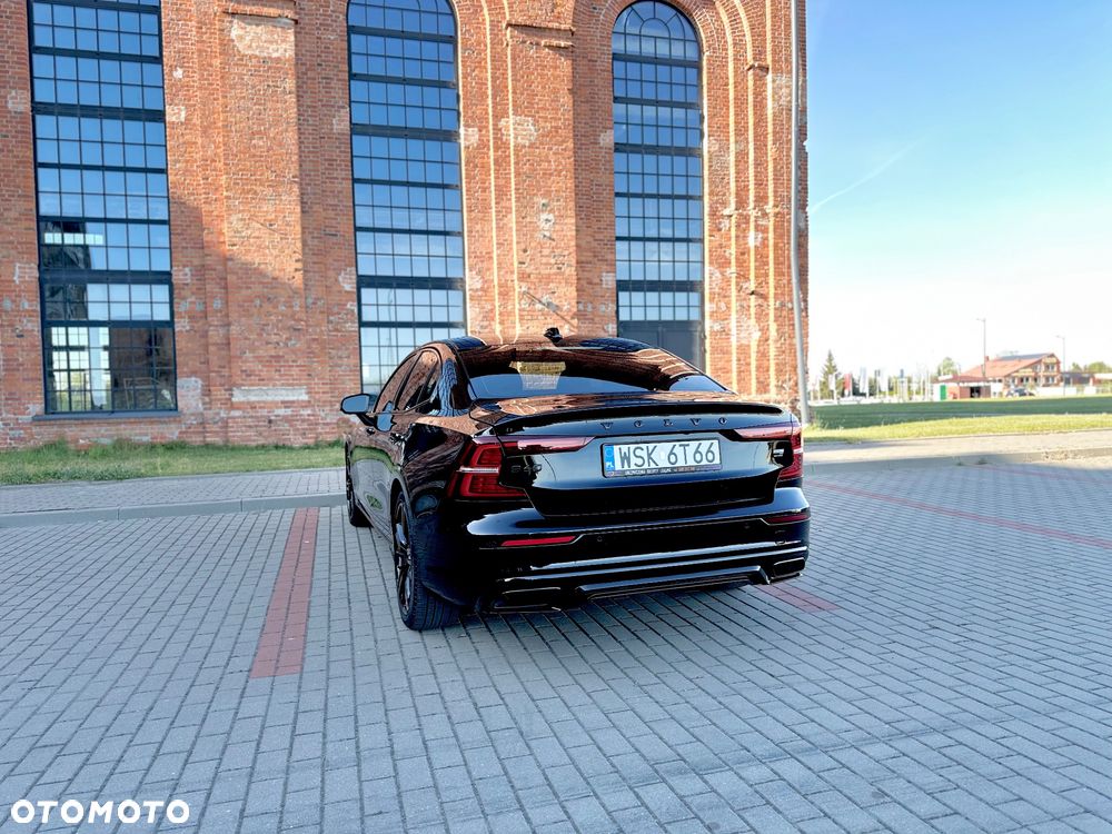 Volvo S60 T8 Recharge AWD Geartronic RDesign - 8