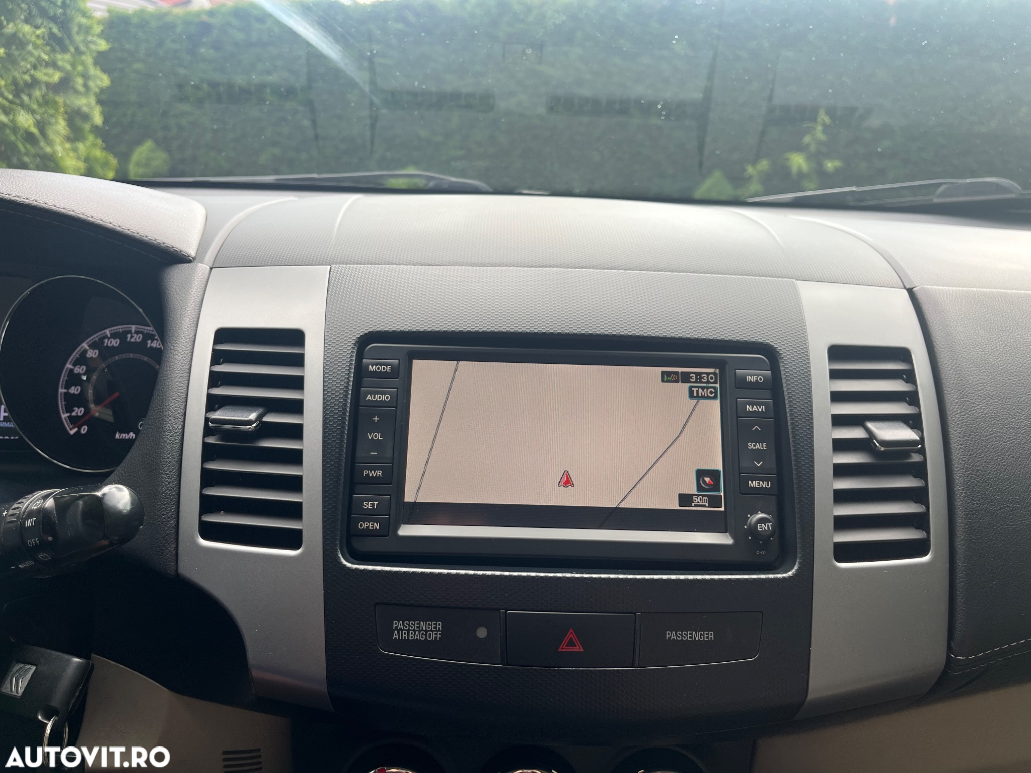 Citroën C-Crosser 2.2 HDI Confort Aut. - 12