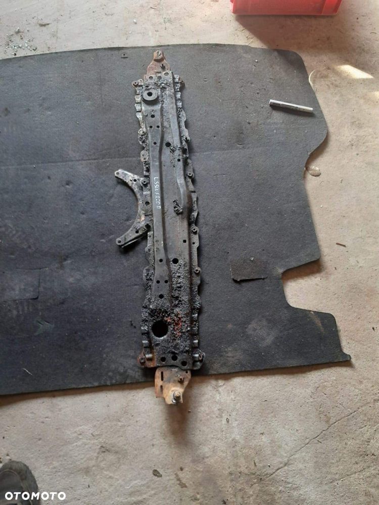 PAS DOLNY POD CHŁODNICE LEXUS LS500H 2017-2020 - 1