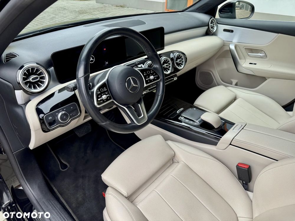 Mercedes-Benz Klasa A 180 Style 7G-DCT - 13