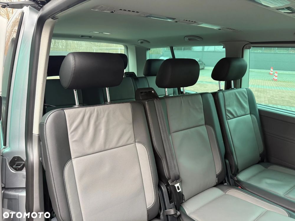 Volkswagen Multivan - 14