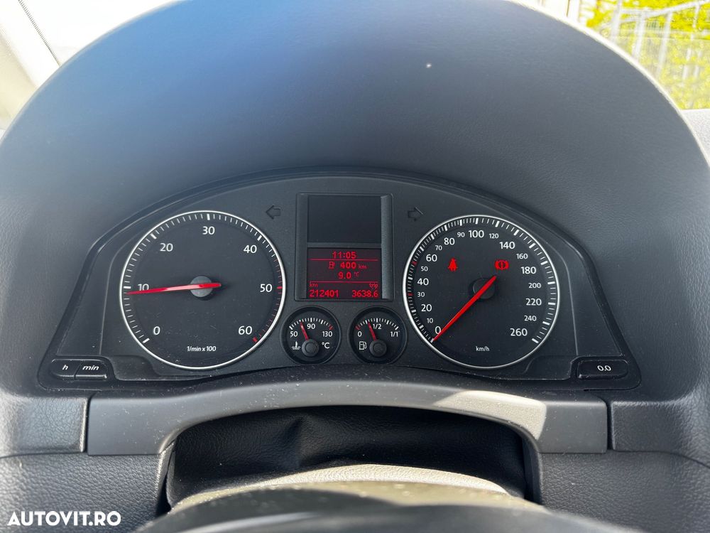 Volkswagen Golf 2.0 TDI Tour - 2