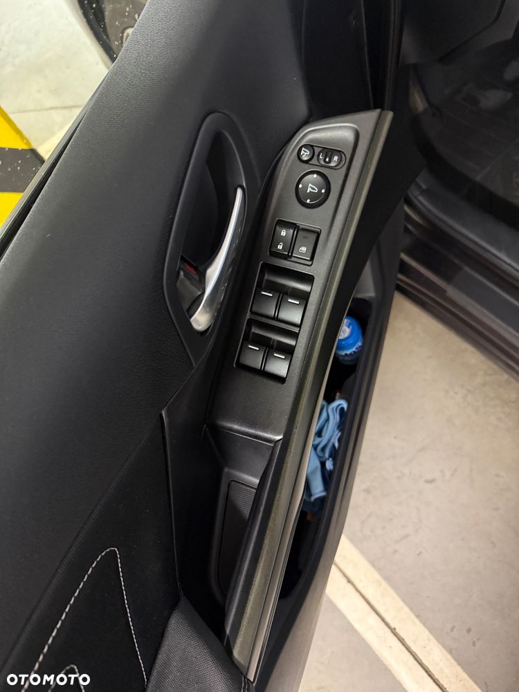 Honda Civic 1.6 i-DTEC Lifestyle Black Edition - 3