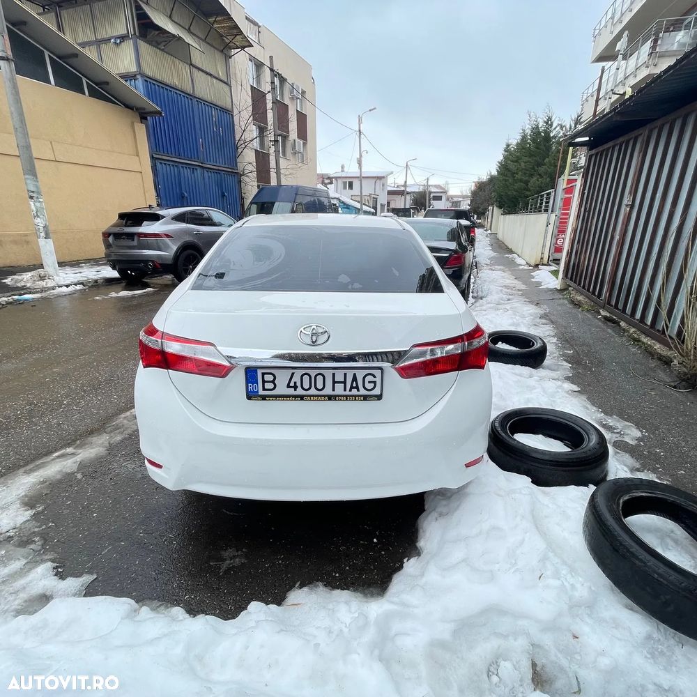 Toyota Corolla 1.4 D-4D Luna - 6