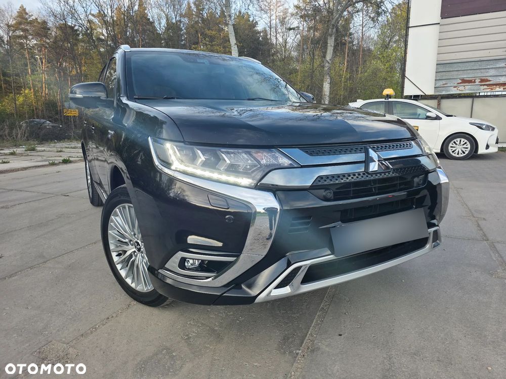 Mitsubishi Outlander 2.4 4WD Diamant+ - 1