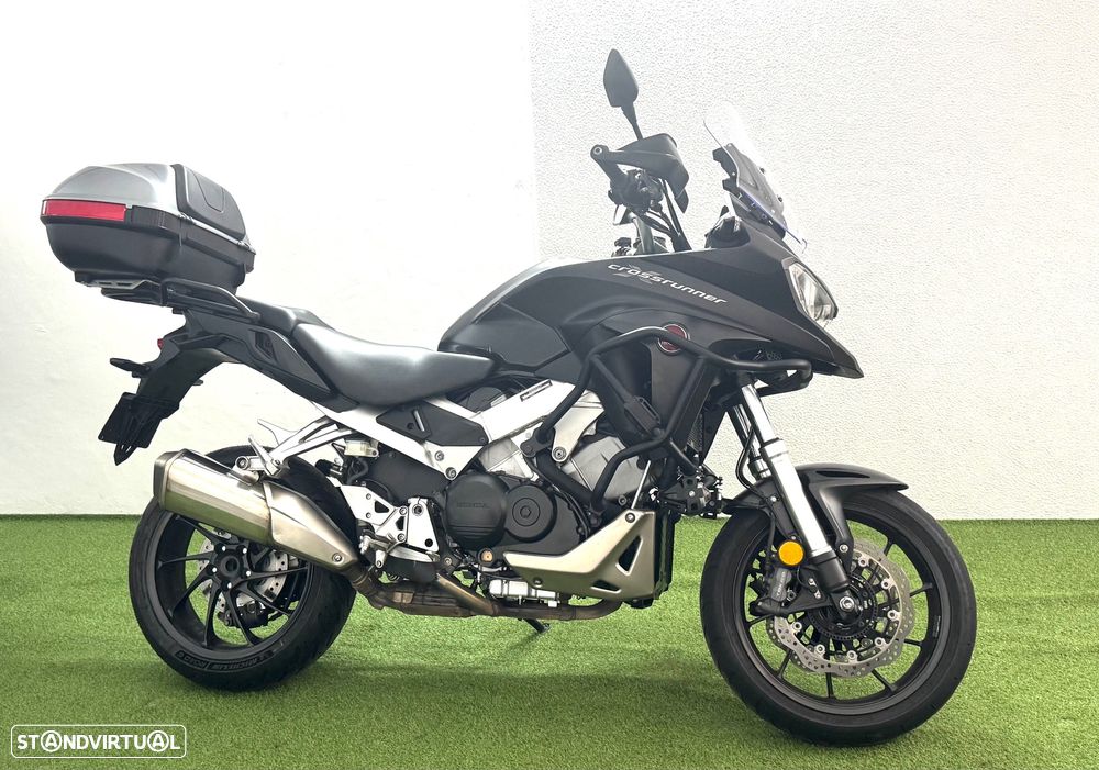 Honda VFR Crossrunner 800X - 6