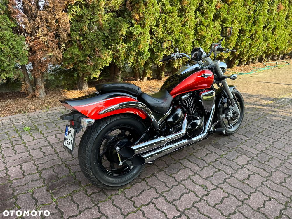Suzuki Intruder - 4